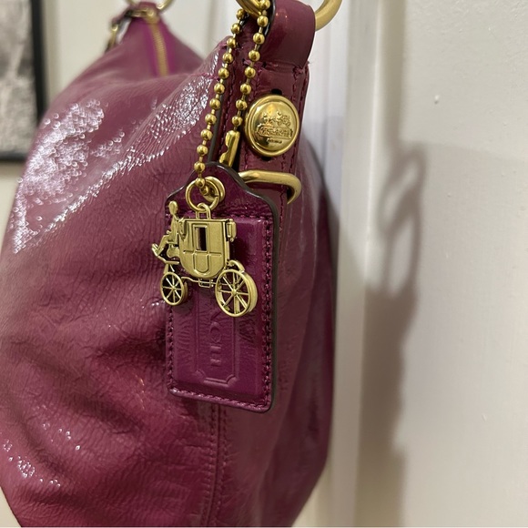 Raspberry Coach Bag with Certificate of Authenticity - Picture 13 of 13